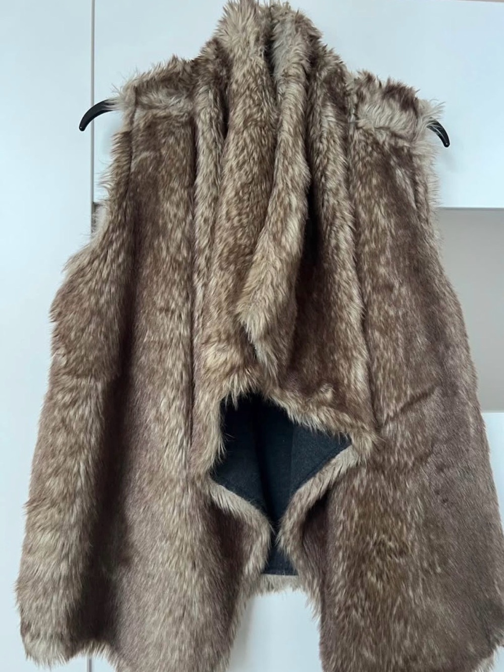 Mossimo Supply Co. Taupe Faux Fur Open-Front Vest